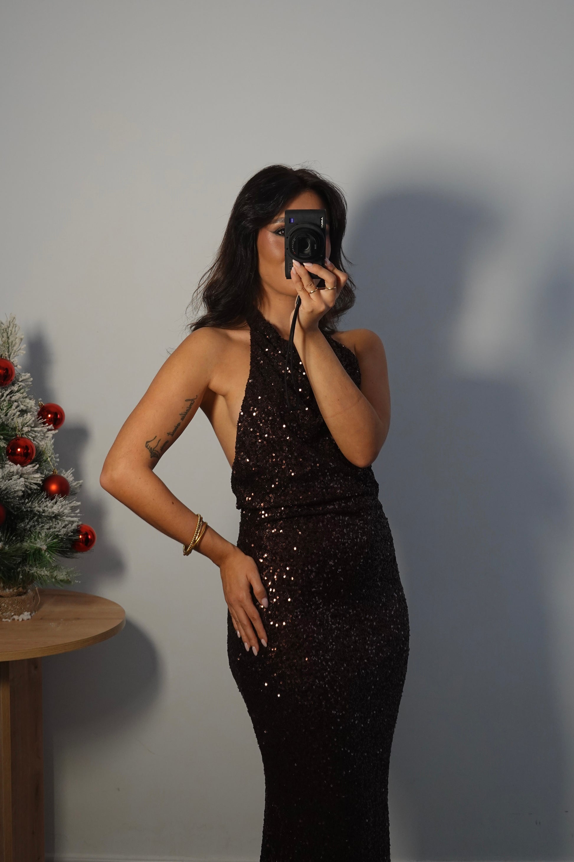 Vestido Lentejuelas Halter Marrón