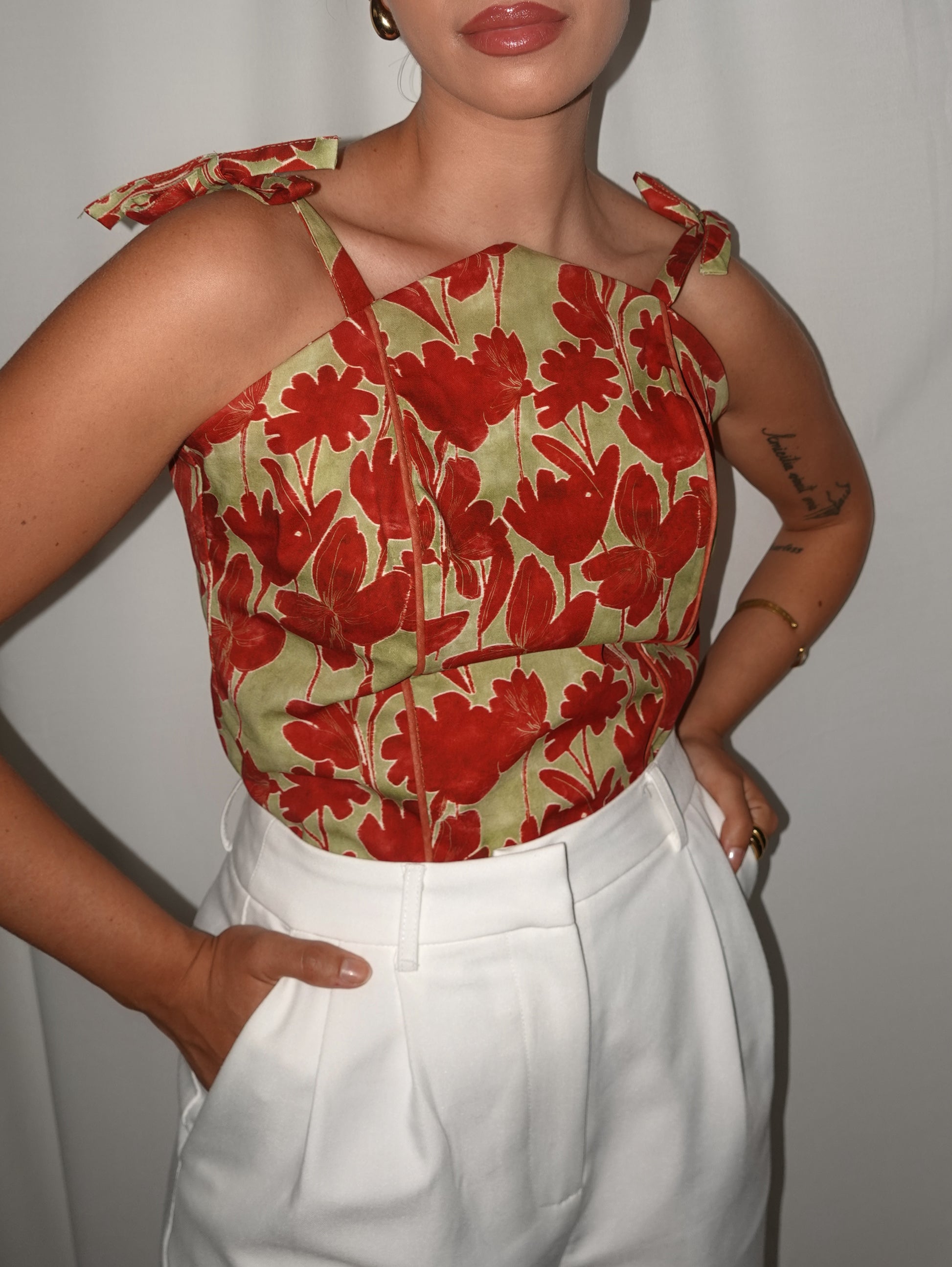 TOP ESTAMPADO VERDE