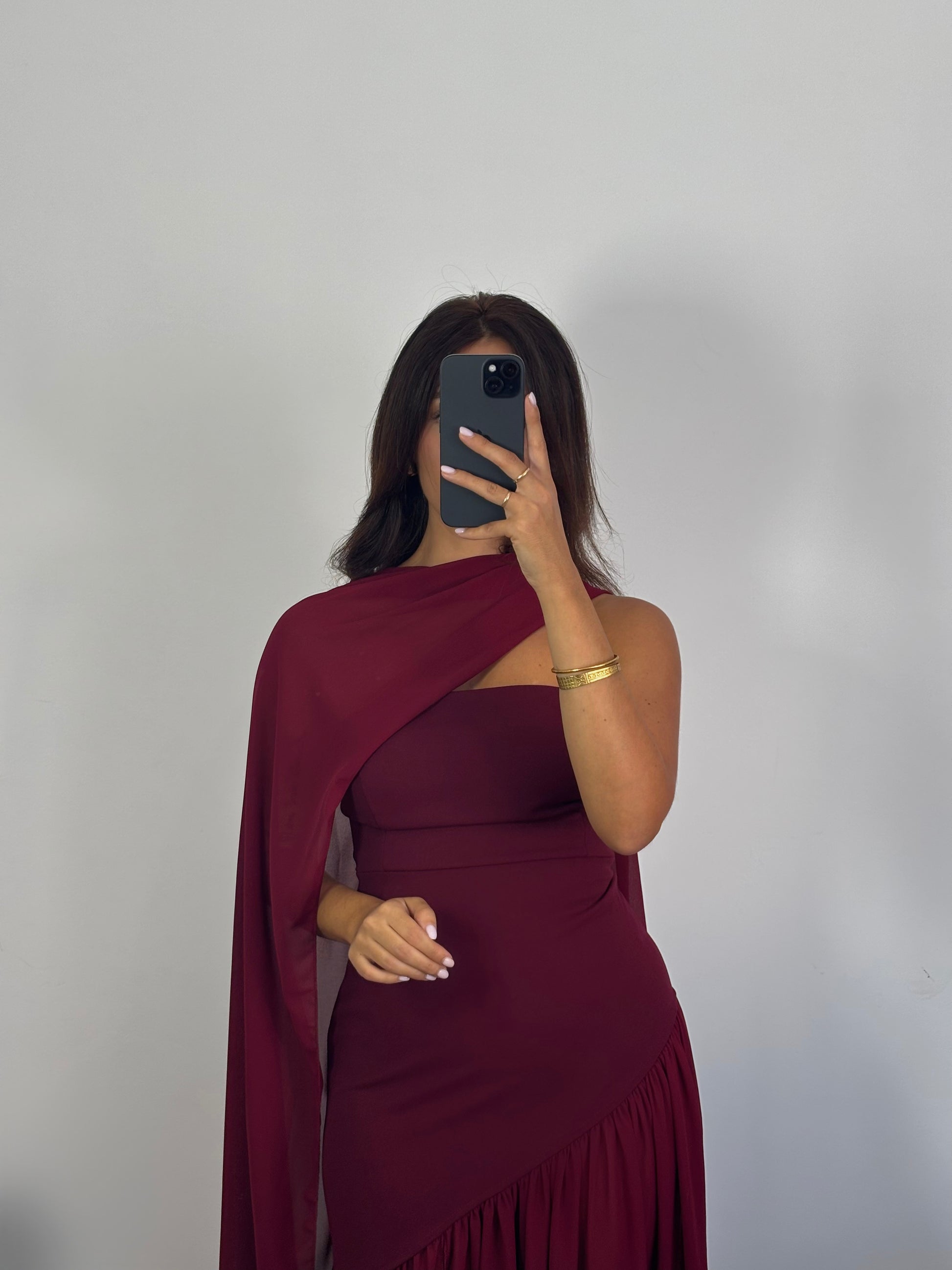 Vestido Asimétrico Capa