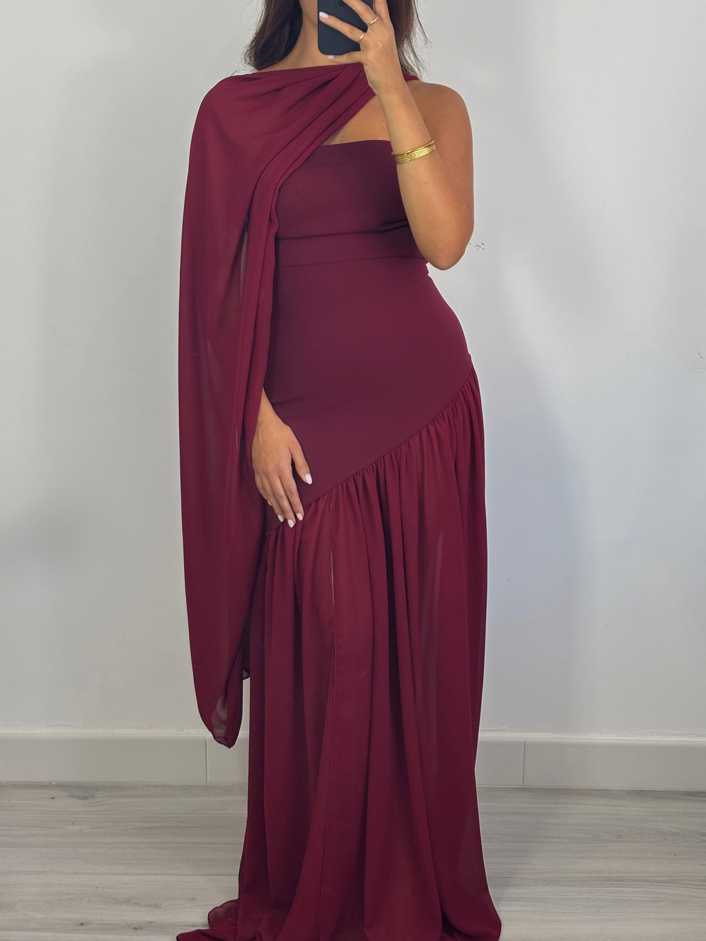 Vestido Asimétrico Capa