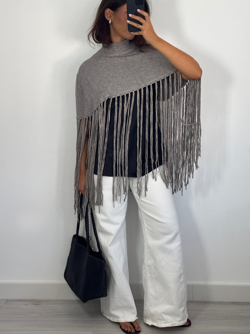 Capa Gris Flecos