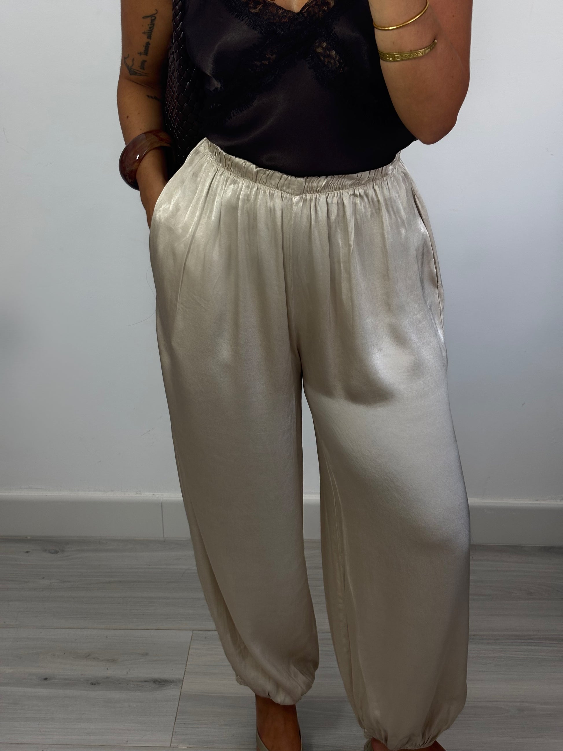 Pantalón Satinado Bombacho