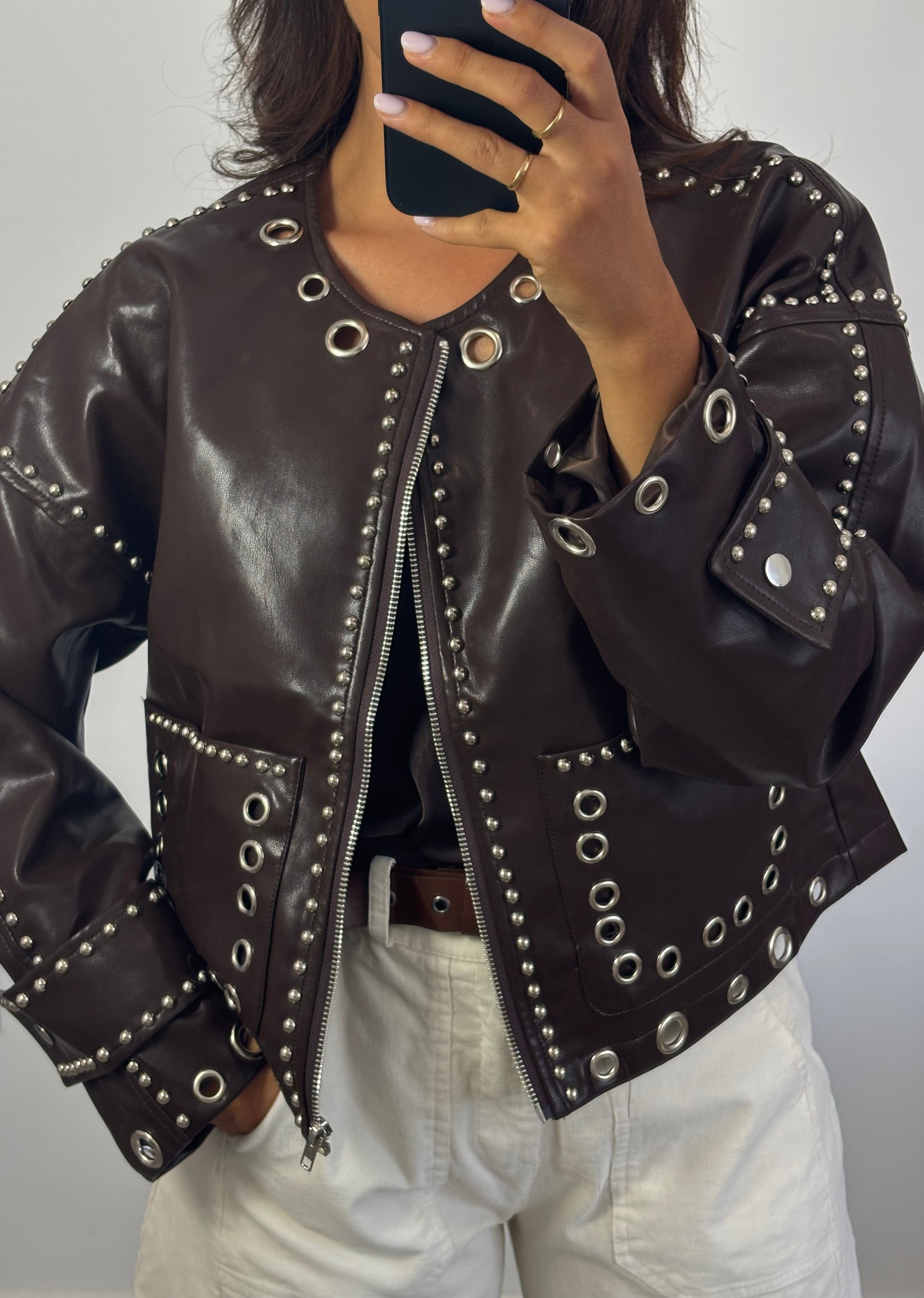 Chaqueta Polipiel Tachas Marrón