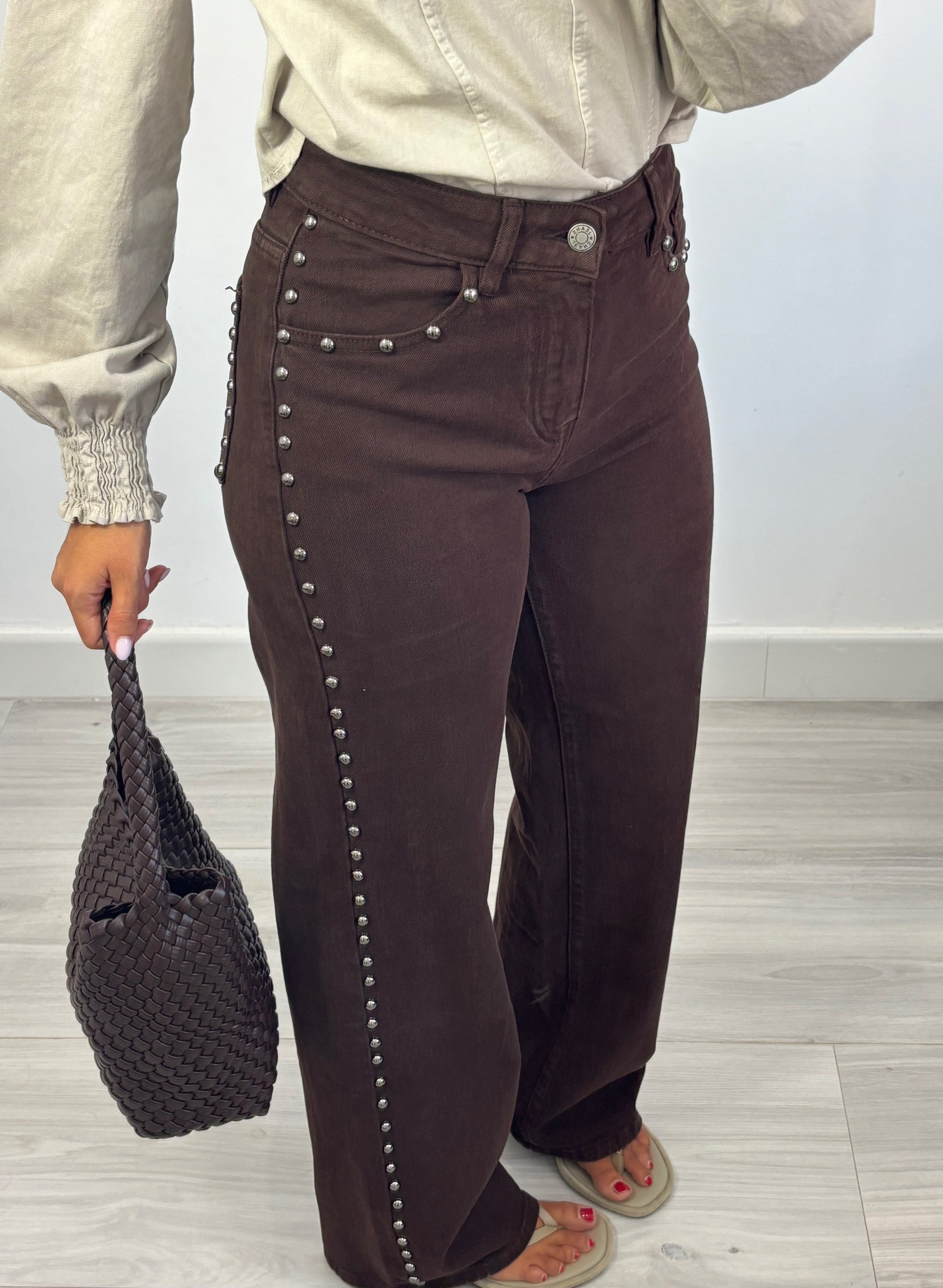 Pantalon Tachas Marrón