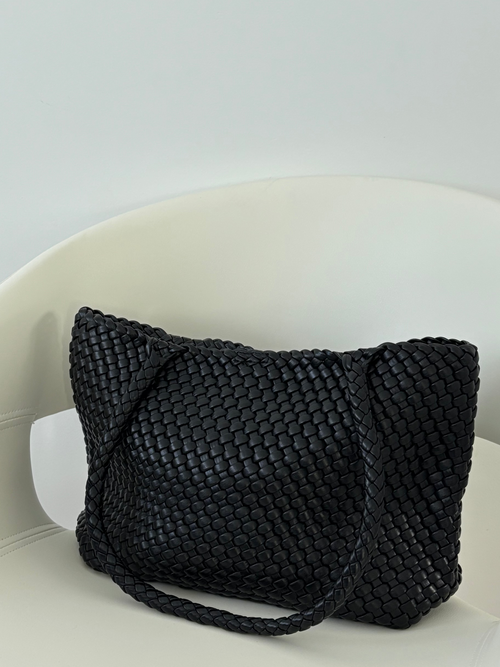 Bolso Trenzado Negro